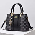 bolsa feminina fashion, feita em material principal em PU - HalloStore